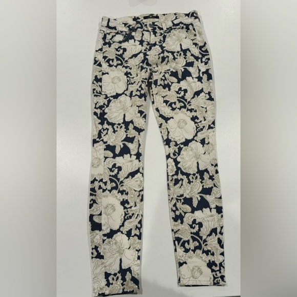7 For All Mankind Navy and Cream Floral Skinny Jeans - Picture 3 of 7
